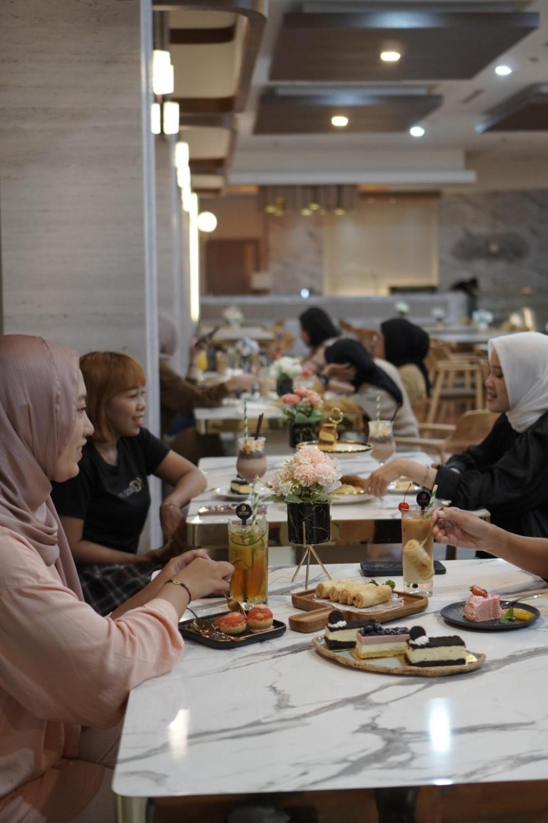 โรงแรมเควินตัน ย้อกยาการ์ตา บาย ตริตามา ฮอสปิทาลิตี้ ยอกยาการ์ตา ภายนอก รูปภาพ